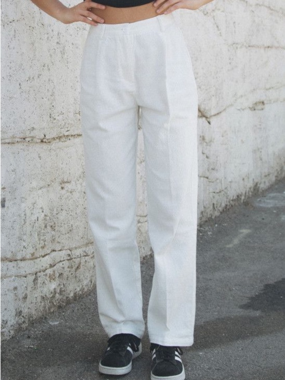 Brandy Melville White Straight Leg High-Rise Pants